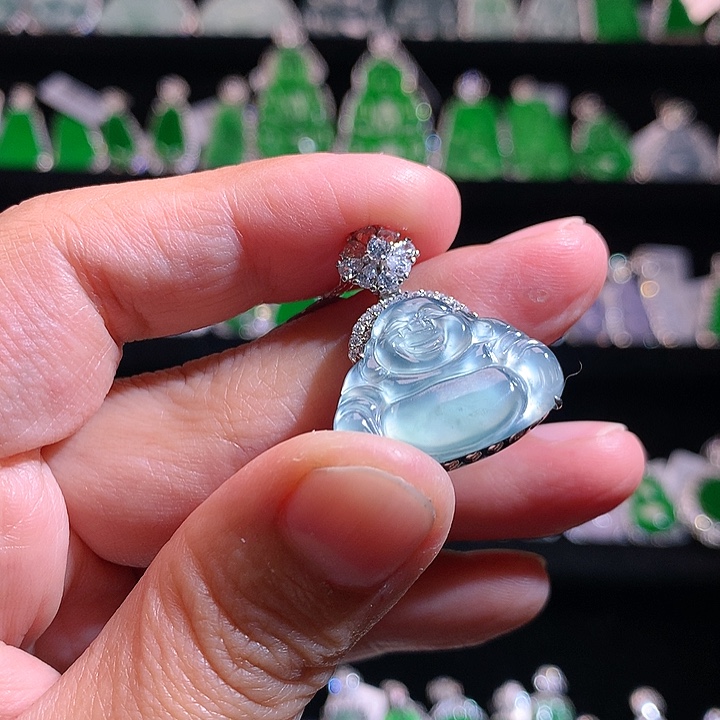 【闪购商品】颈饰银S925镶嵌翡翠