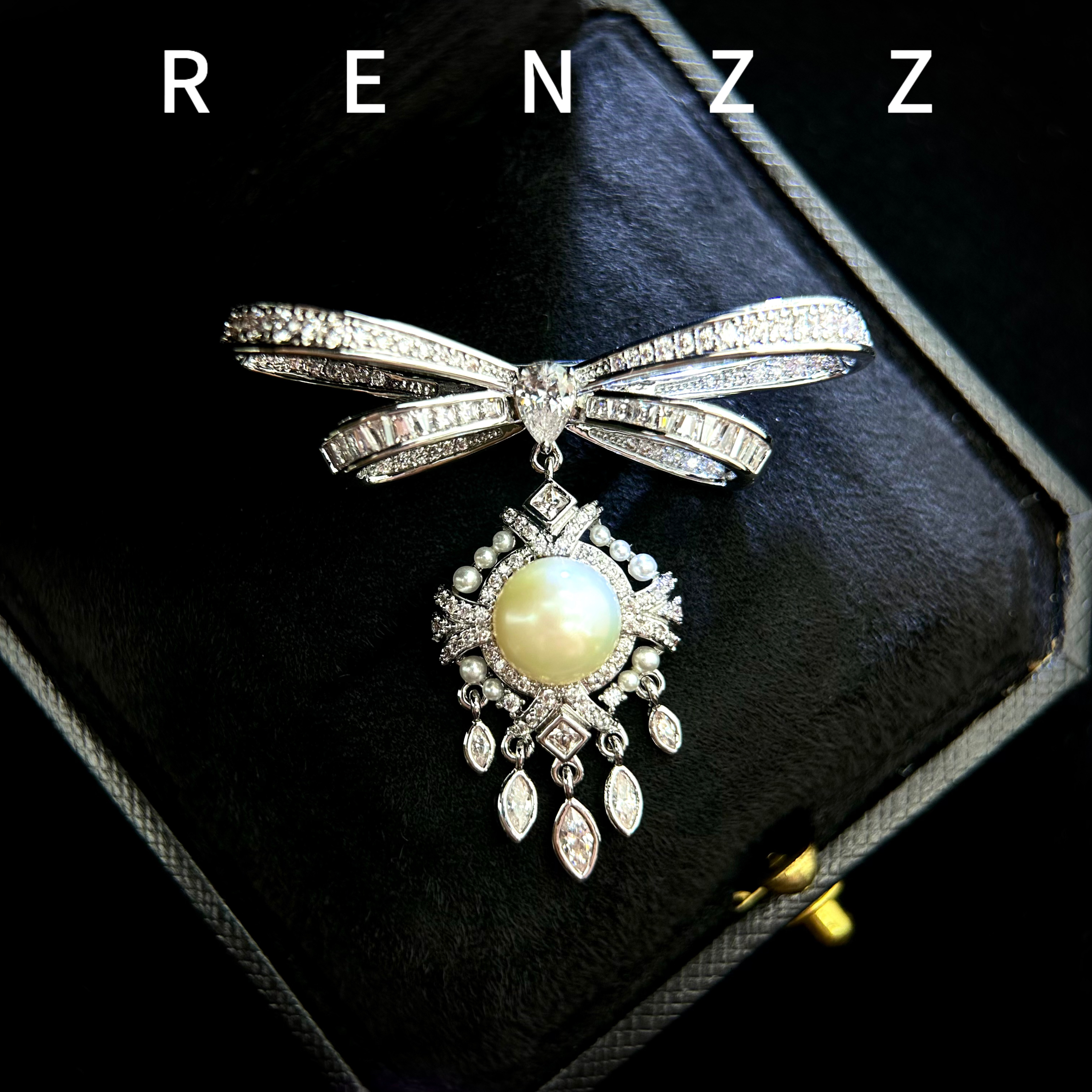  1420白色蝴蝶结流苏胸针