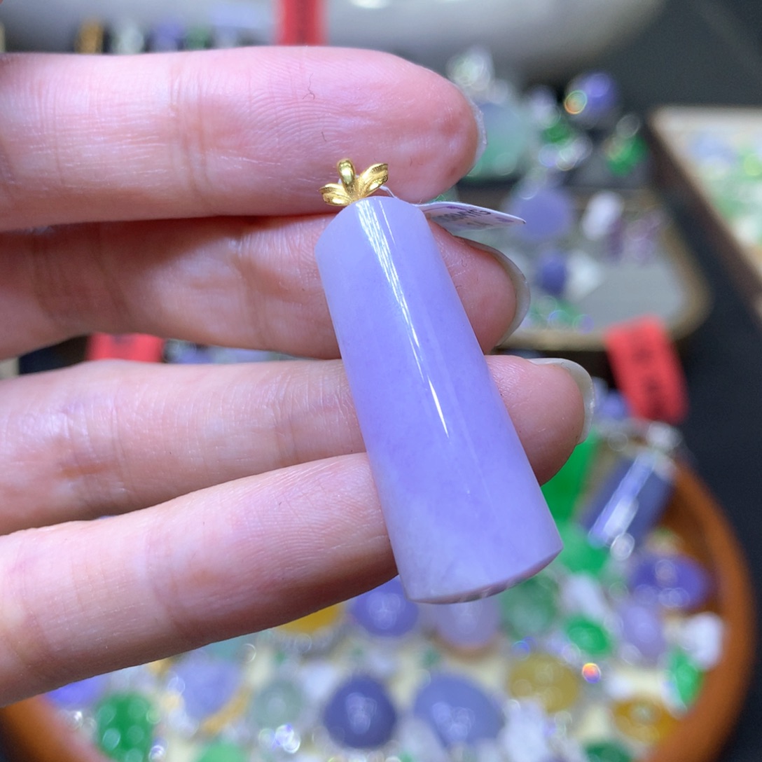 【闪购商品】翡翠颈饰18K金镶嵌翡翠吊坠项链