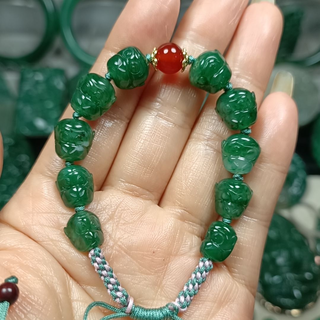 未镶嵌独山玉手链