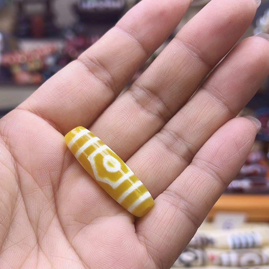 旭***酒玛瑙/玉髓未镶嵌颈饰