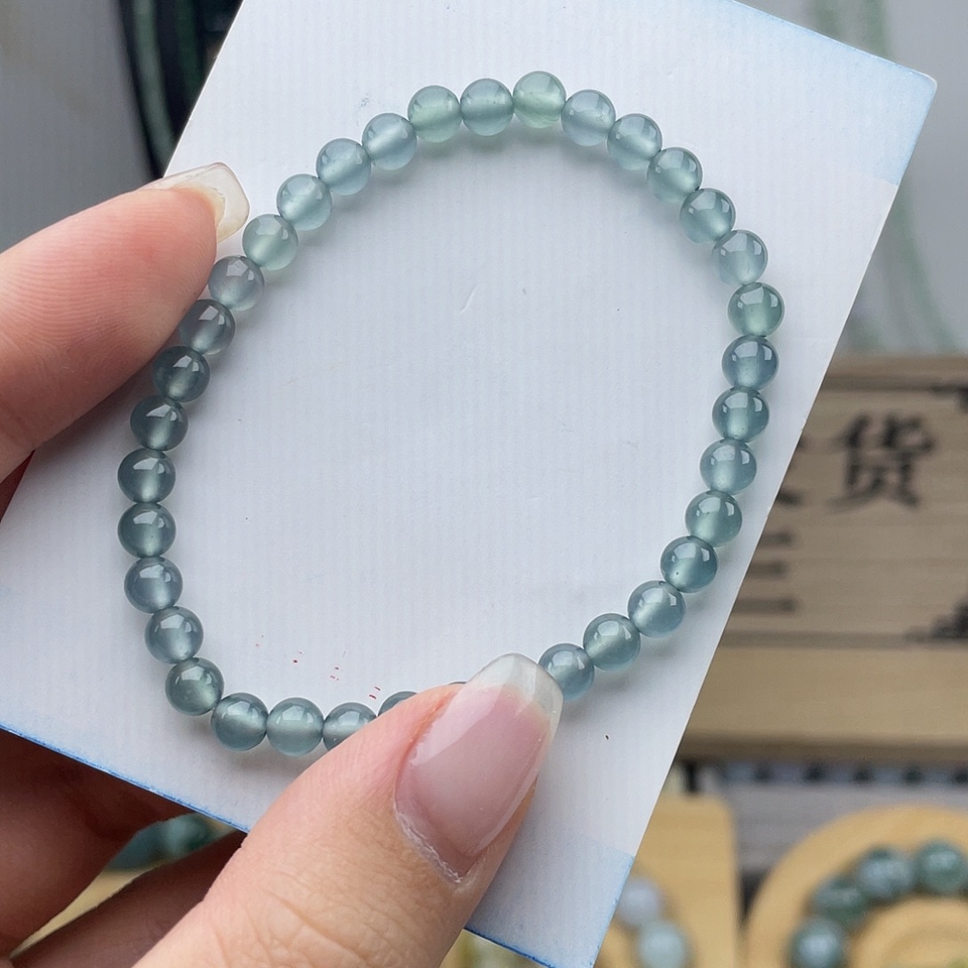 翡翠未镶嵌颈饰0009