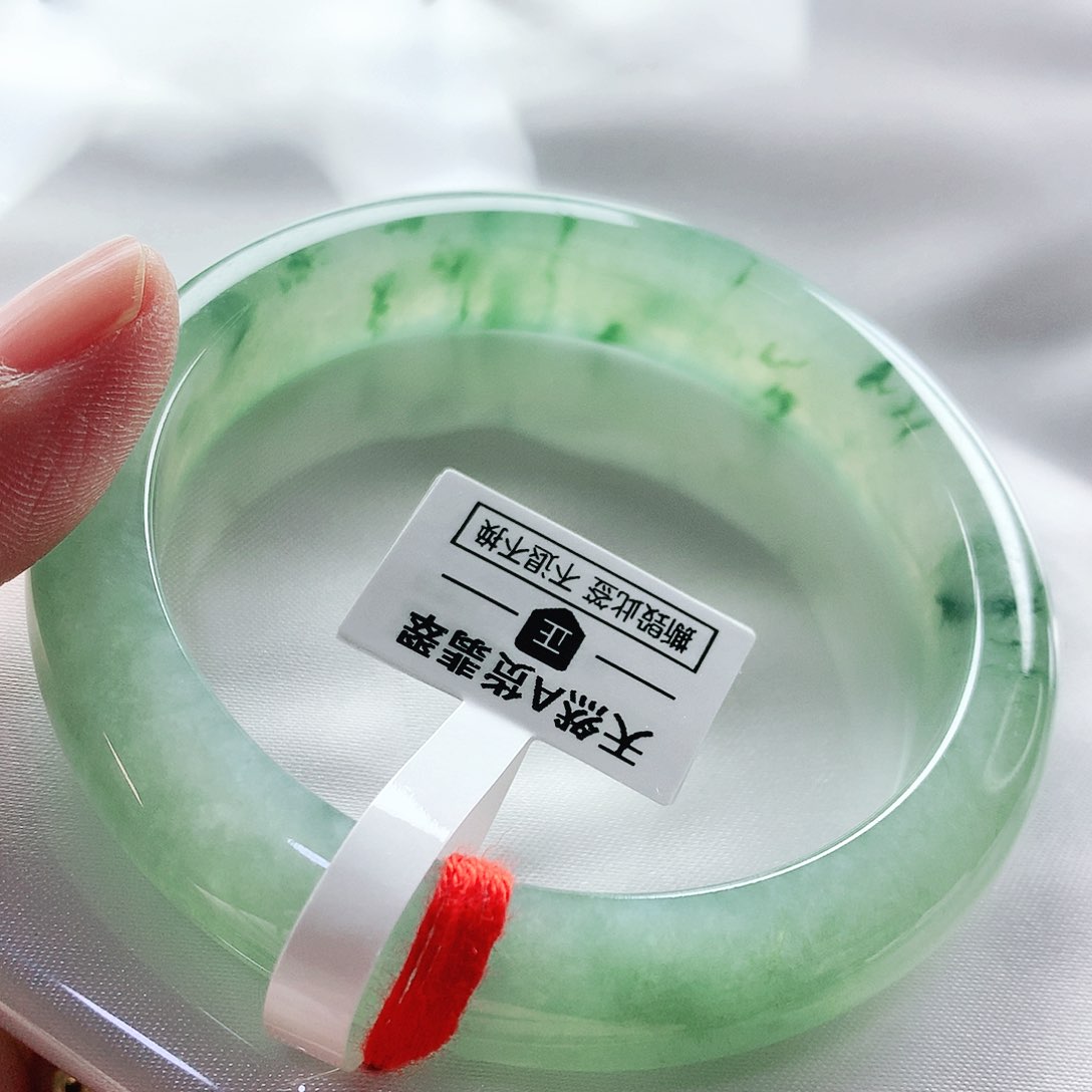 未镶嵌手镯翡翠57圈