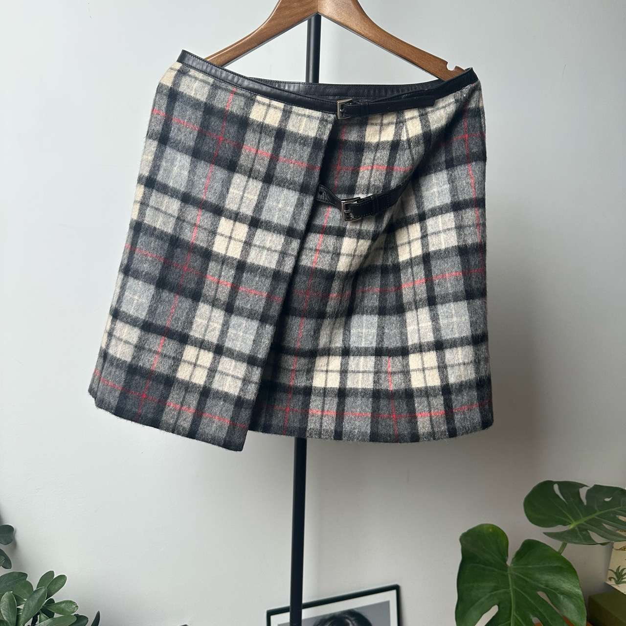 99新 Prada/普拉达 葡萄籽奢潮/Prada毛呢格纹短裙/42女装冬款