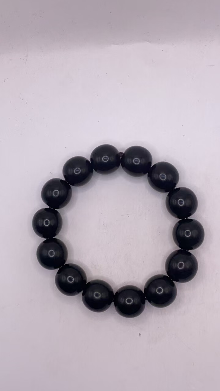 YY43【恒利】精美时尚大气搭配手串（多样性发其一）