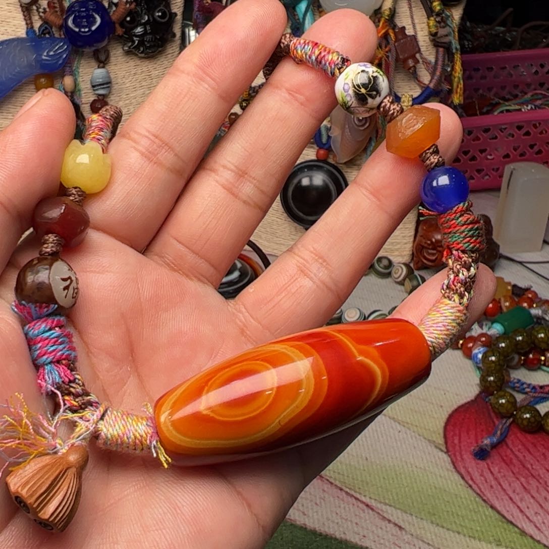 玛瑙/玉髓颈饰未镶嵌