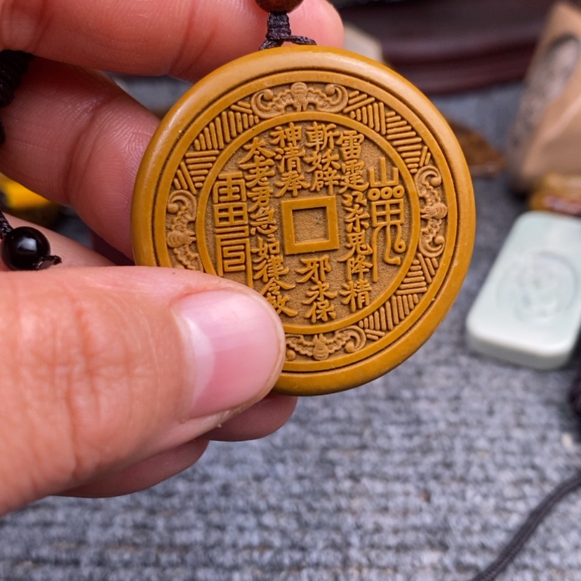 【闪购商品】原石雕刻手把件