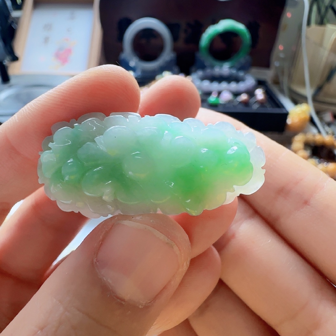 翡翠未镶嵌手镯翡翠99