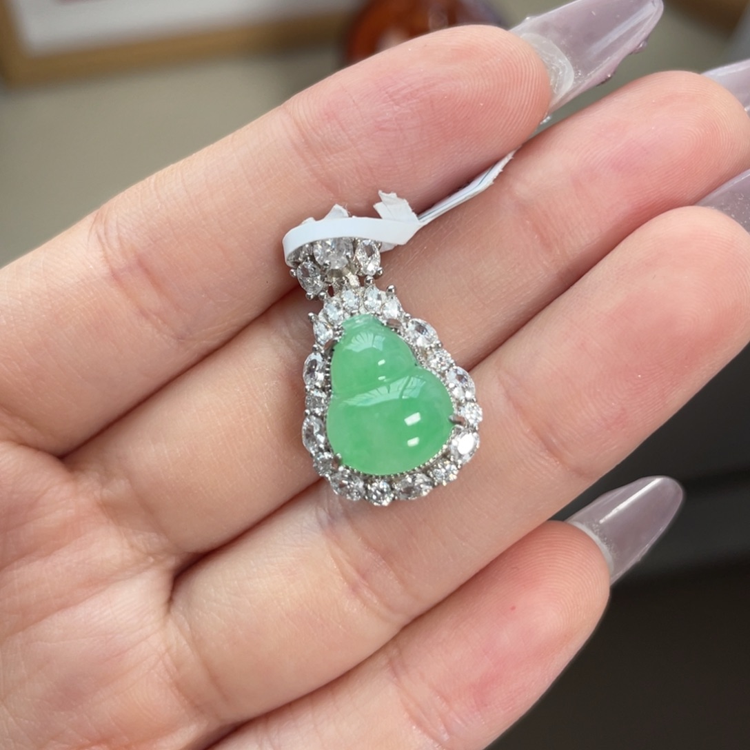 翡翠颈饰银S925镶嵌25880