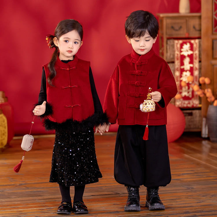 男童冬季唐装复古兄妹拜年服柔软节日传统服饰新款儿童元旦演出服