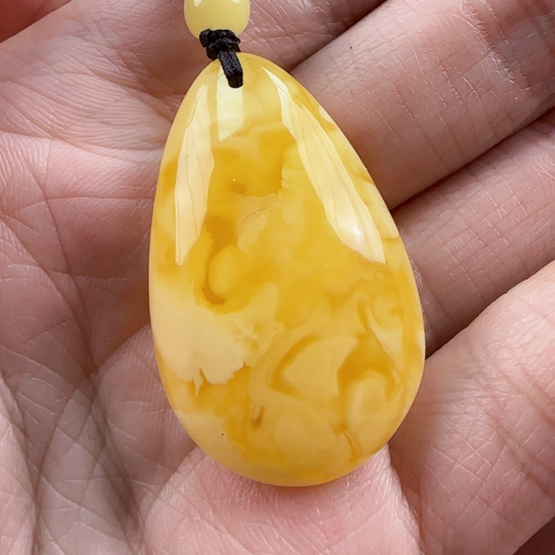 琥珀裸石未镶嵌蜜蜡