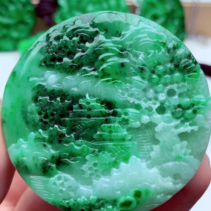 翡翠未镶嵌吊坠(不含链)