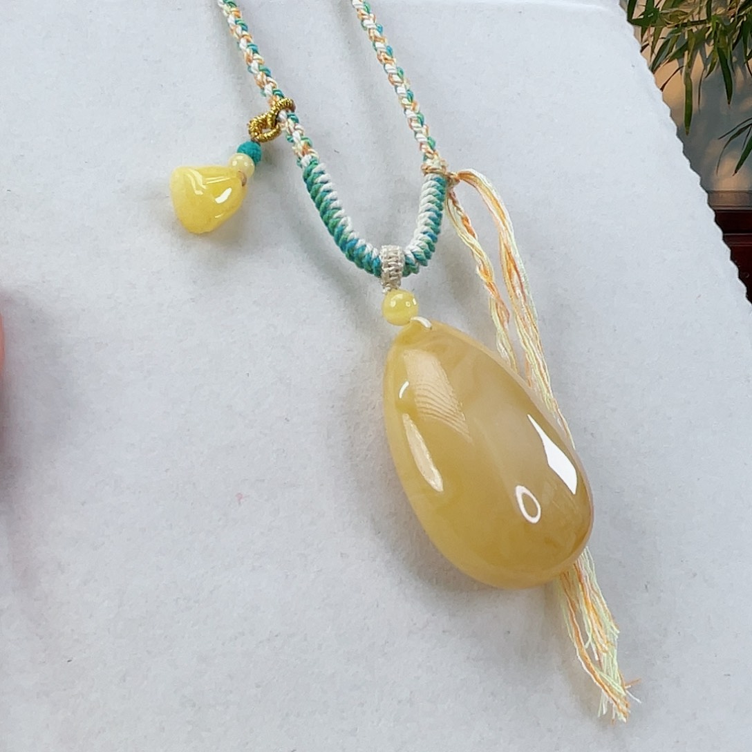 蜜蜡颈饰未镶嵌蜜蜡