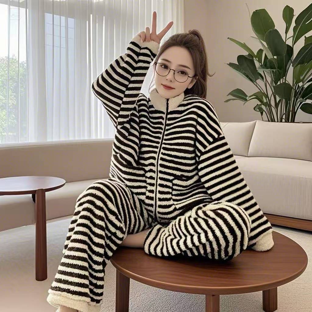 2025黑白条纹冬款睡衣带袖子毛绒睡衣加厚可外穿休闲韩版宽松