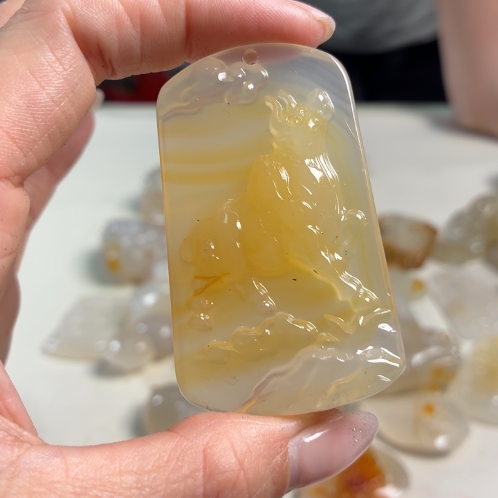 玛瑙/玉髓未镶嵌吊坠(不含链)