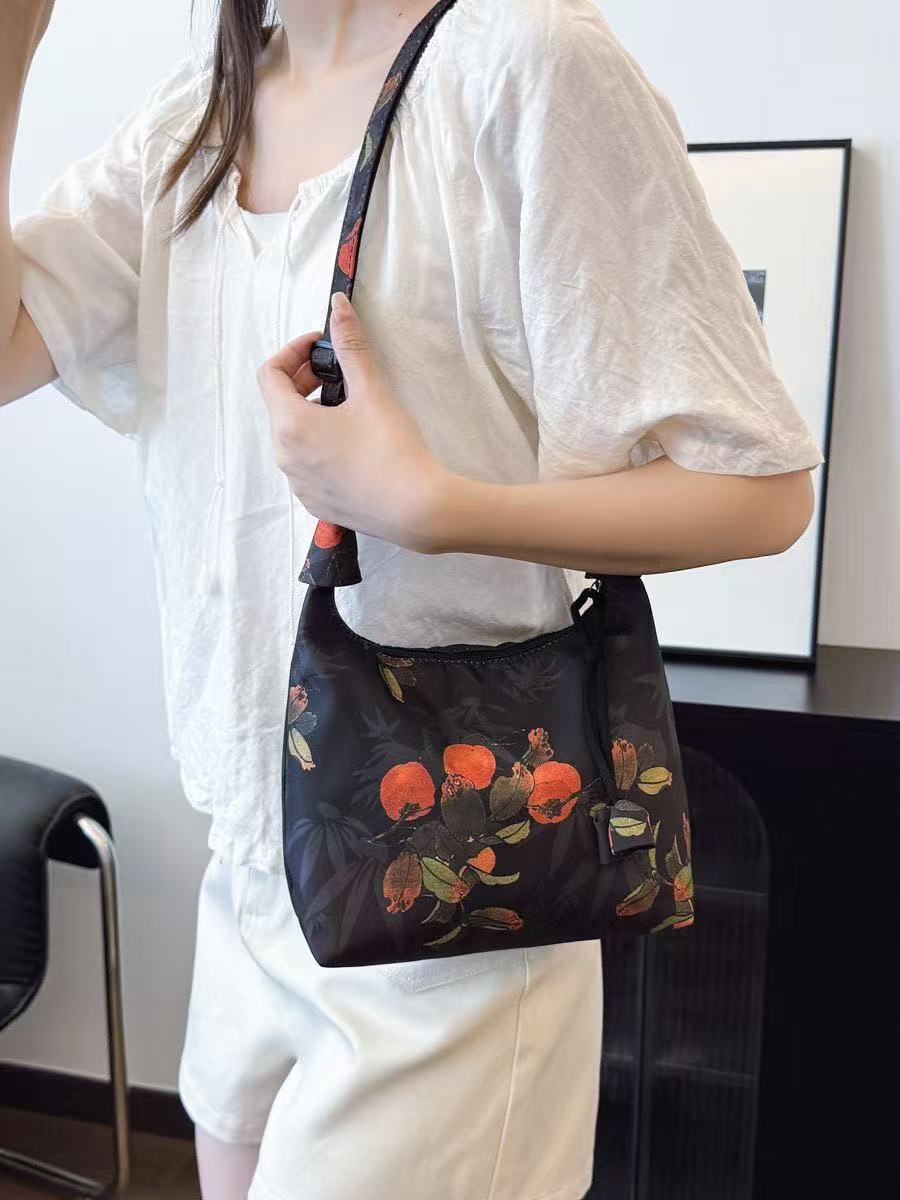 【柿柿如意】女士时尚百搭洋气包包M 489