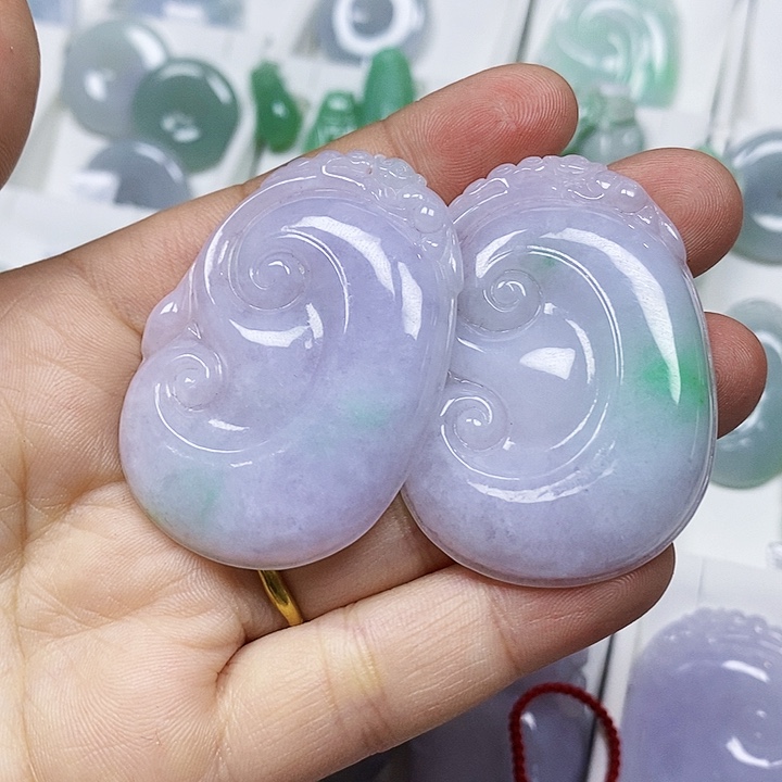 风***钟翡翠未镶嵌颈饰翡翠