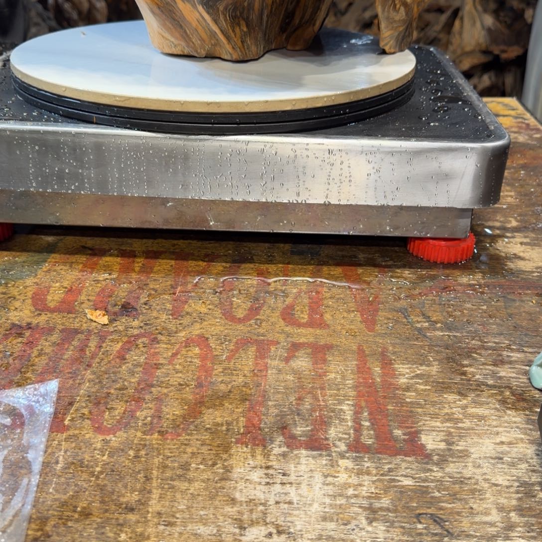 神***木木王一刀琥珀木摆件134