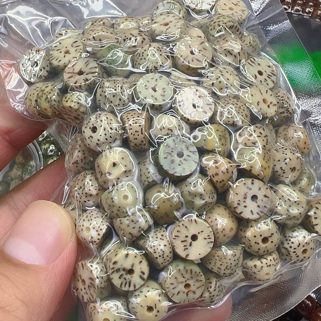 宇***乐手串星月菩提55散子大肠