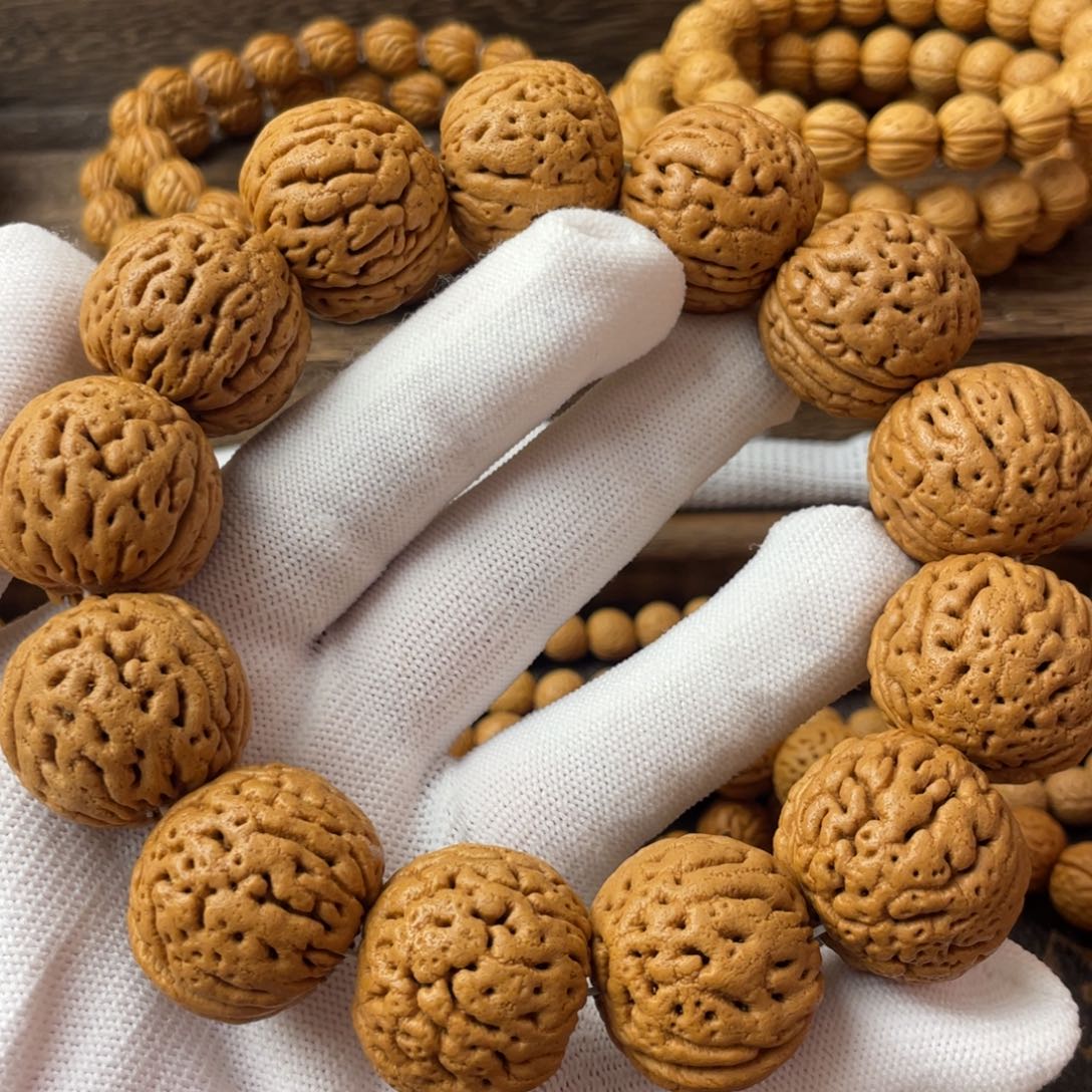 吊坠桃核独****大火山纹