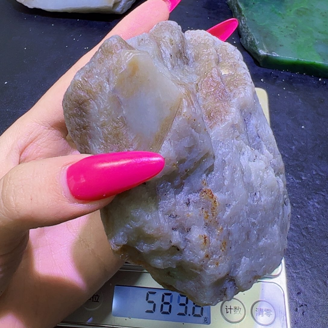 和田玉未镶嵌珠宝半成品