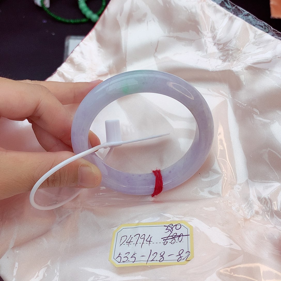 翡翠未镶嵌手镯翡翠