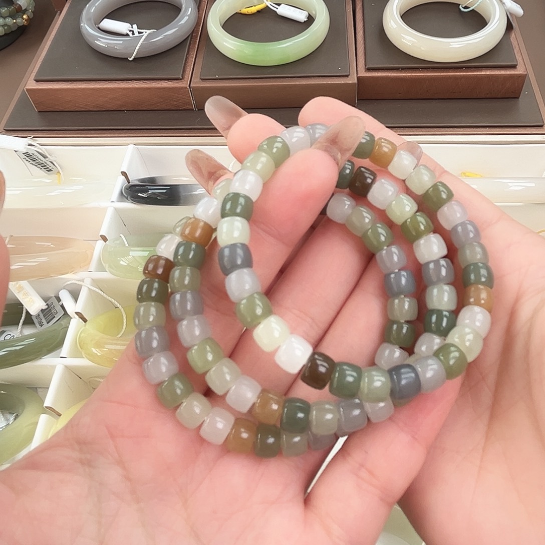 和田玉（糖玉）未镶嵌手链