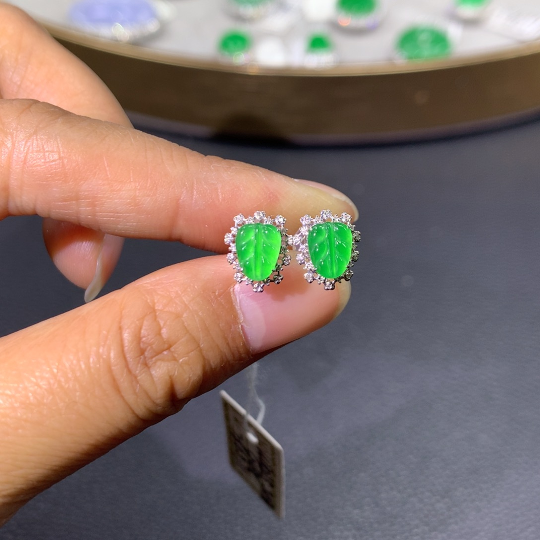 翡翠耳饰18K金镶嵌翡翠