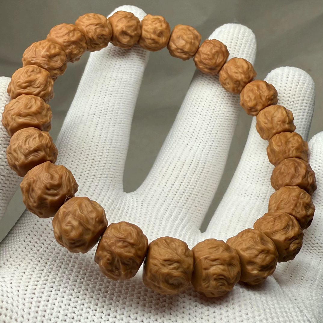 猴头核桃雕刻游龙手串