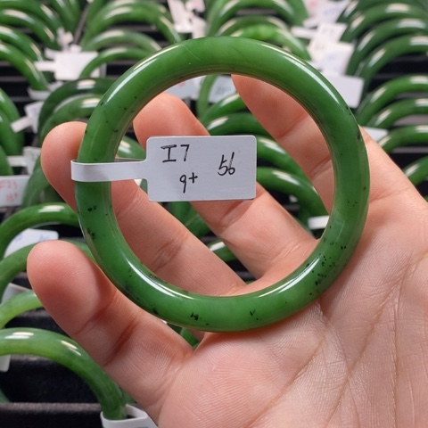 和田玉（碧玉）手镯未镶嵌