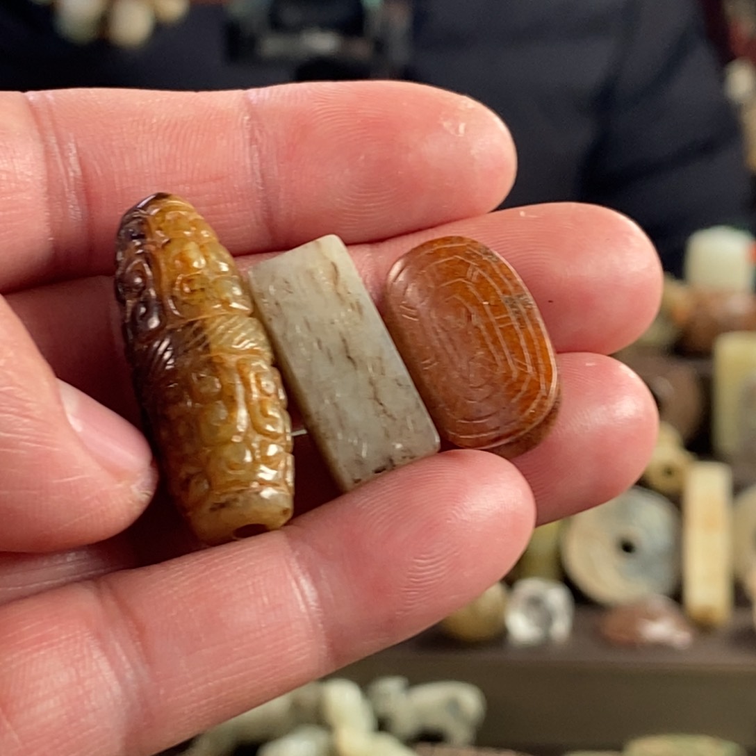 和田玉挂件未镶嵌玉*