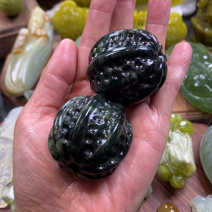 蛇纹石玉未镶嵌手把