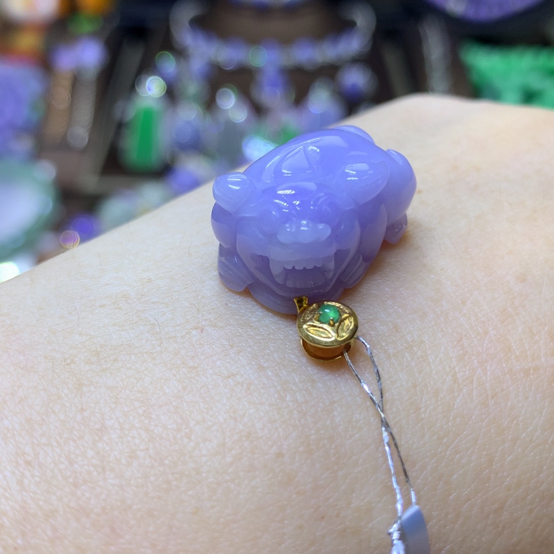 【闪购商品】翡翠颈饰18K金镶嵌翡翠