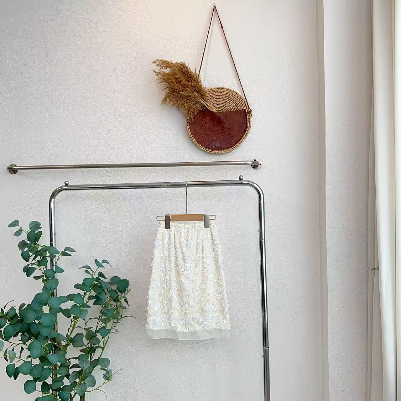 9009贝白色丝绒亮片A字裙