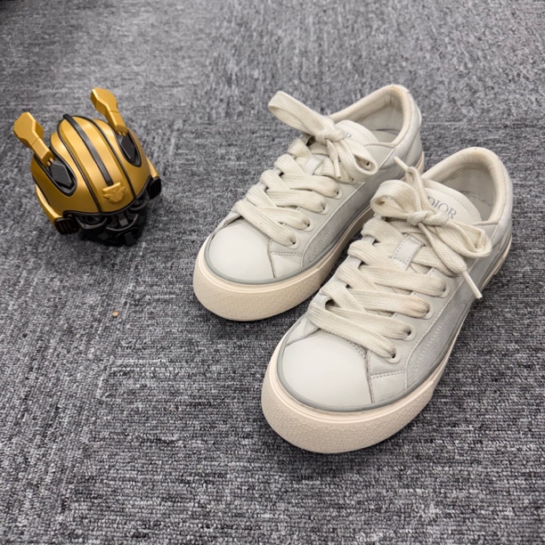 95新 DIOR/迪奥 /41码/B33/老花满印休闲鞋/公价9300/GM000270