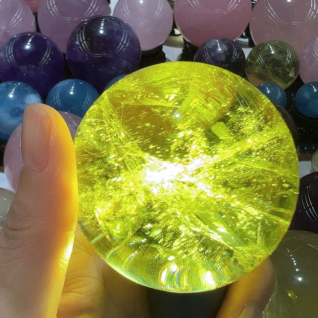 水晶水晶球摆件未镶嵌