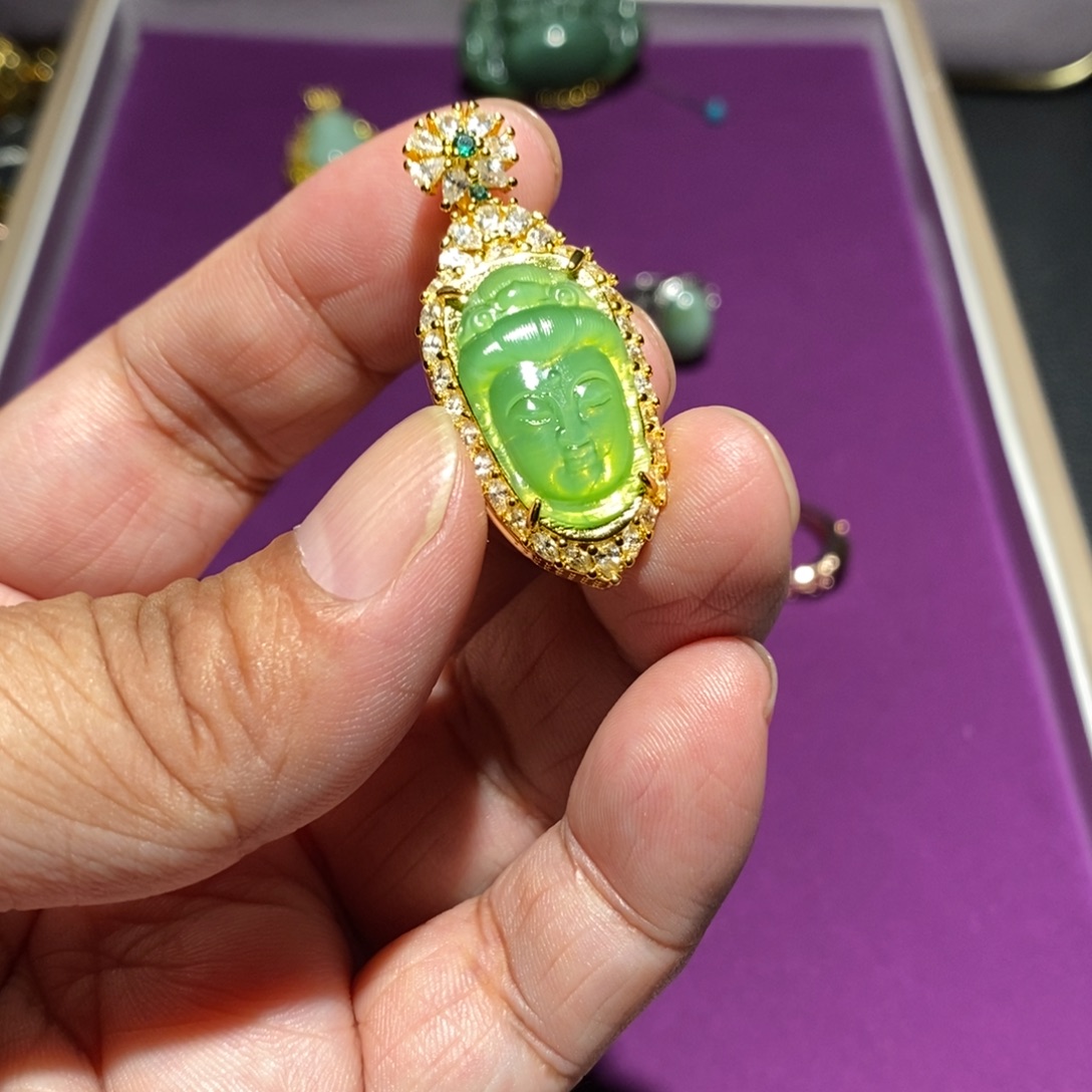 和田玉（碧玉）未镶嵌颈饰