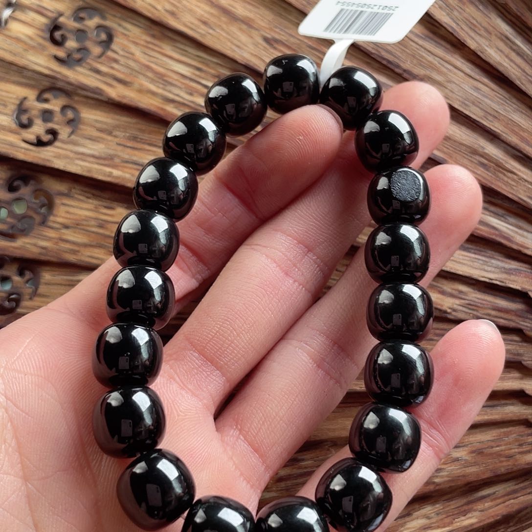 和田玉手串未镶嵌黑青10.11老型