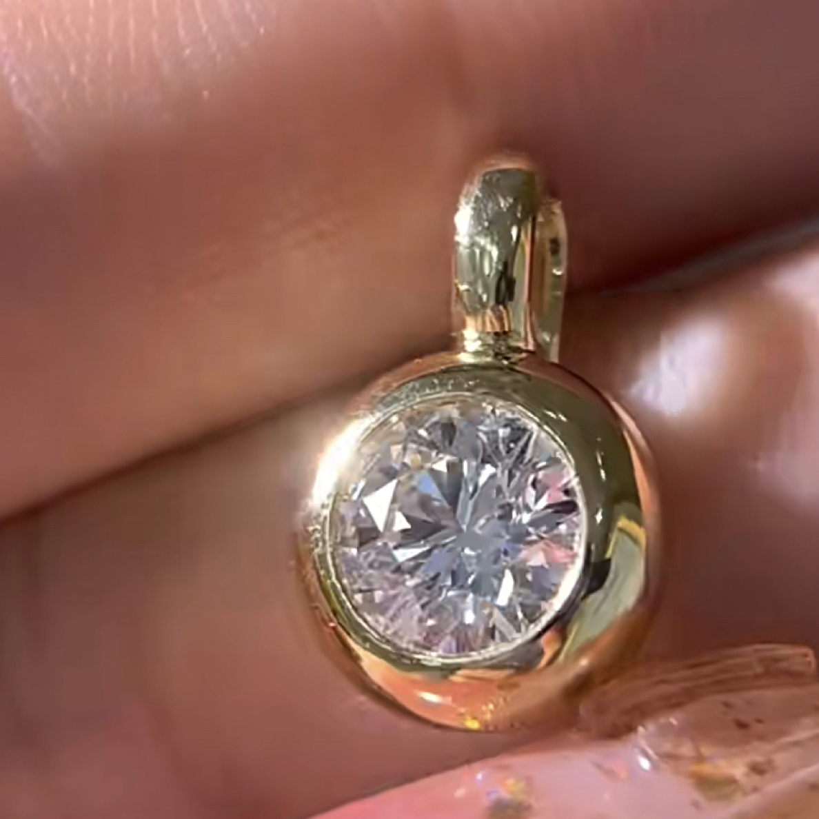 18 K金90分钻石泡泡吊坠气质时尚百搭简约