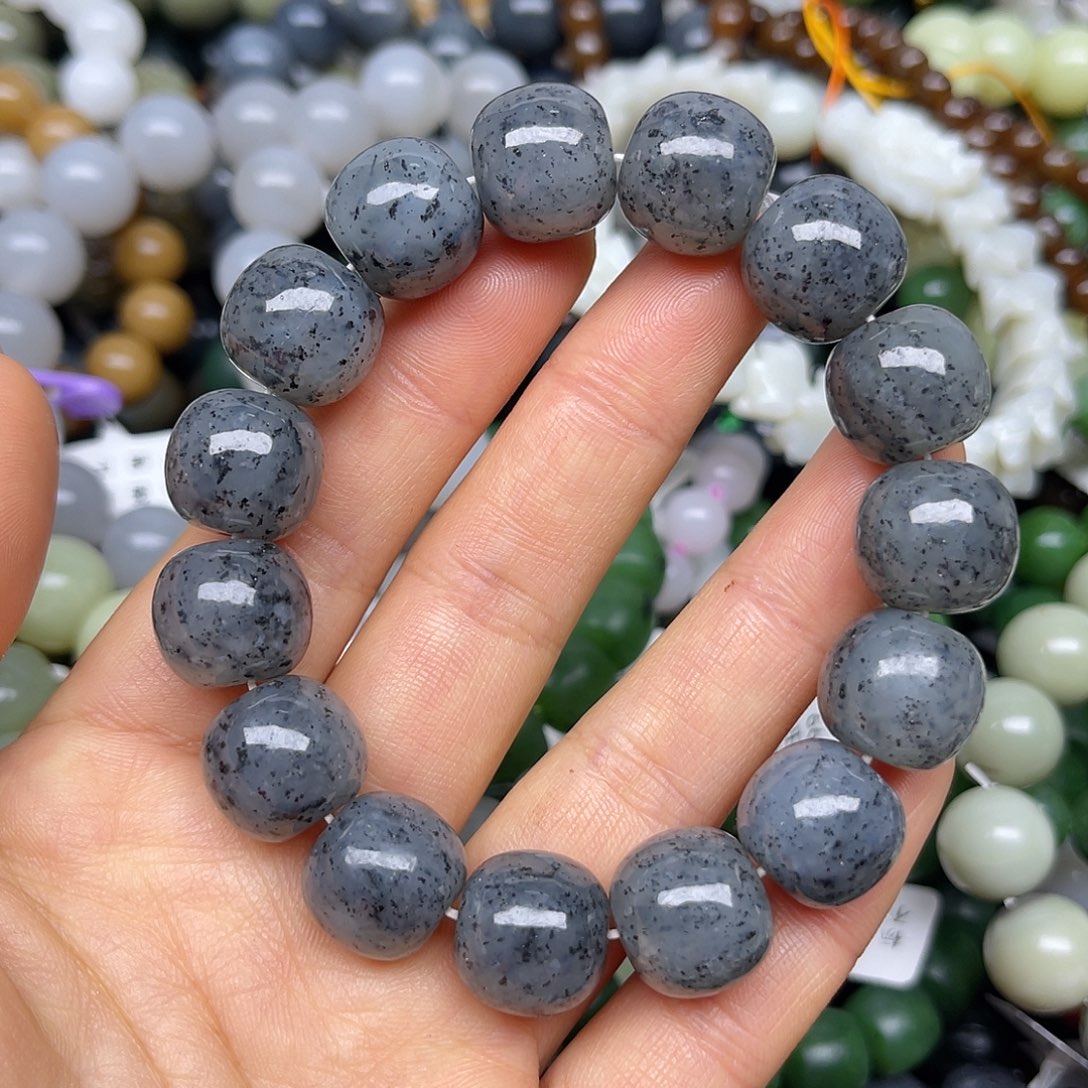 和田玉未镶嵌手链