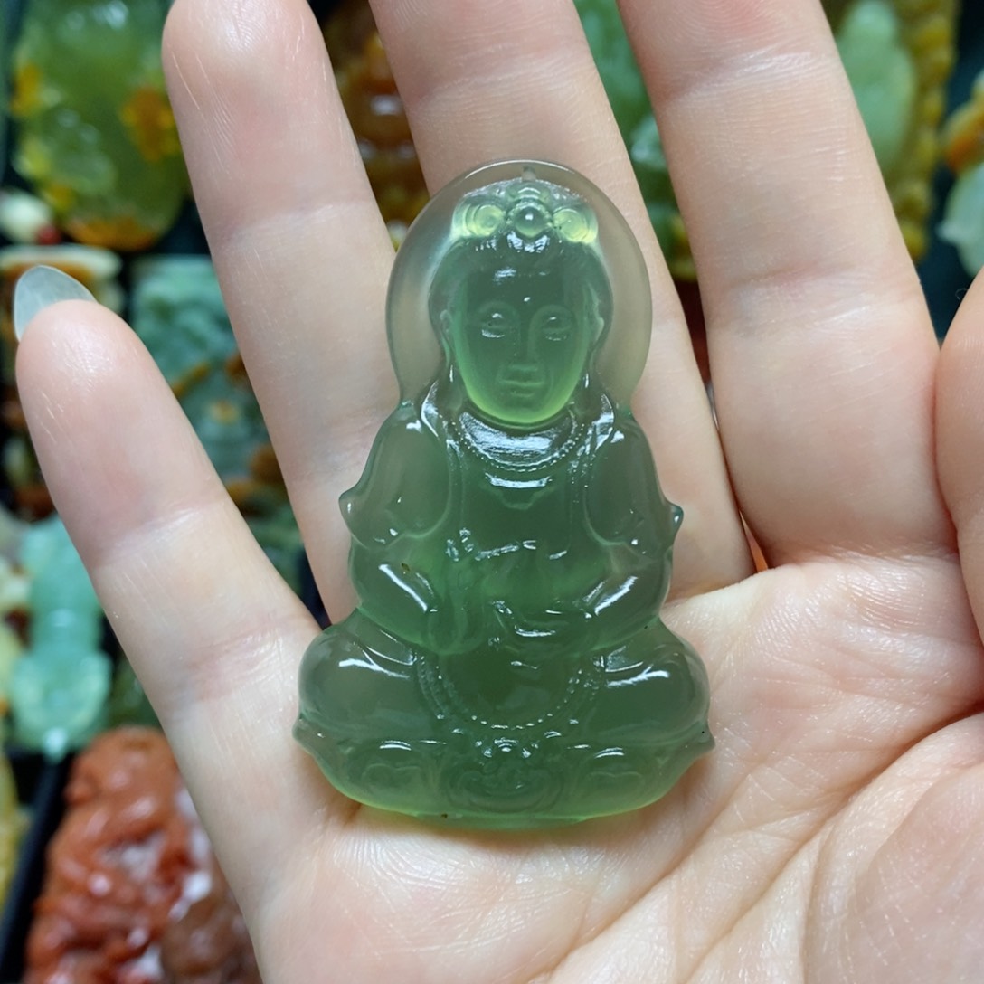 岫玉未镶嵌吊坠(赠链)