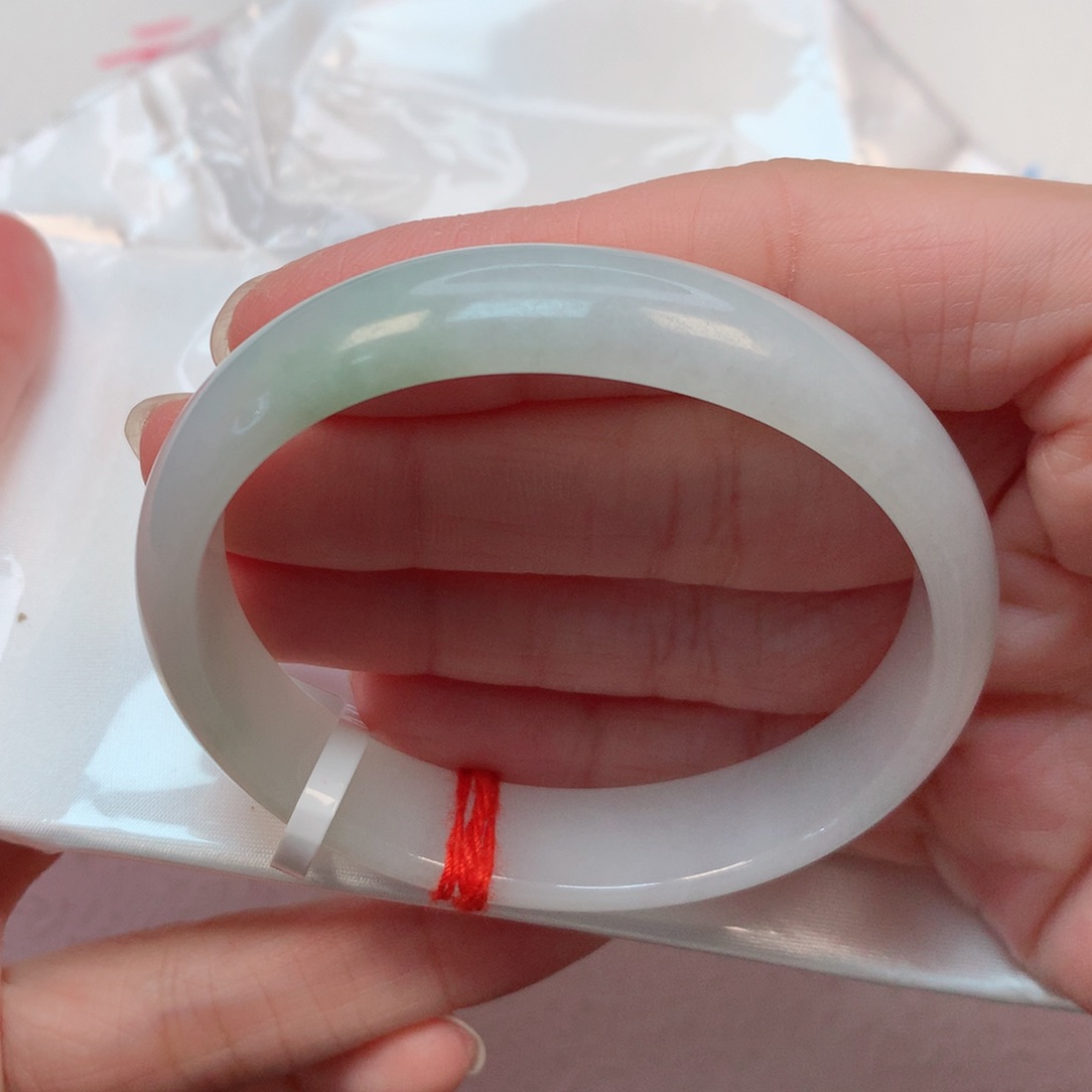 翡翠手镯未镶嵌55.5贵妃 完整度高