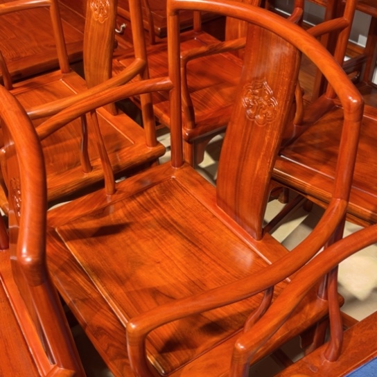 云***峰紫檀木类家具缅花南官椅余款