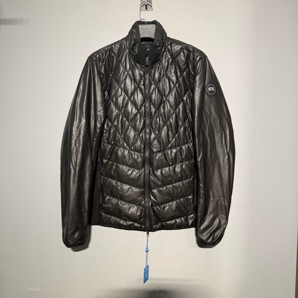 99新 CANADA GOOSE 新款黑标防风科技羽绒服外套夹克 XL码价12200