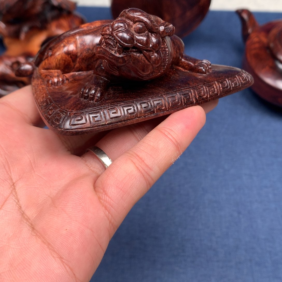 木海南黄花梨木等