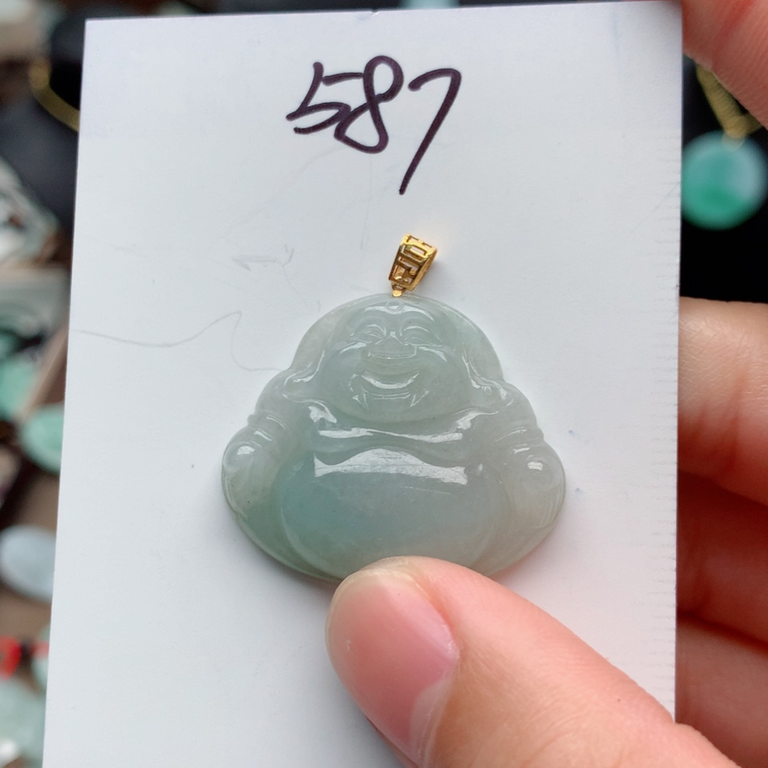 翡翠颈饰18K金镶嵌吊坠