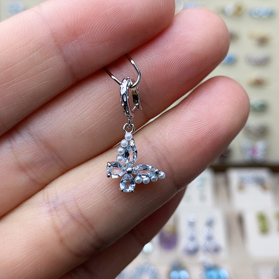 海蓝宝石吊坠(不含链)银S925镶嵌需要证书备注