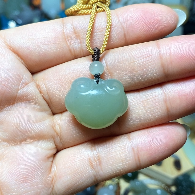 【闪购商品】项链未镶嵌和田玉