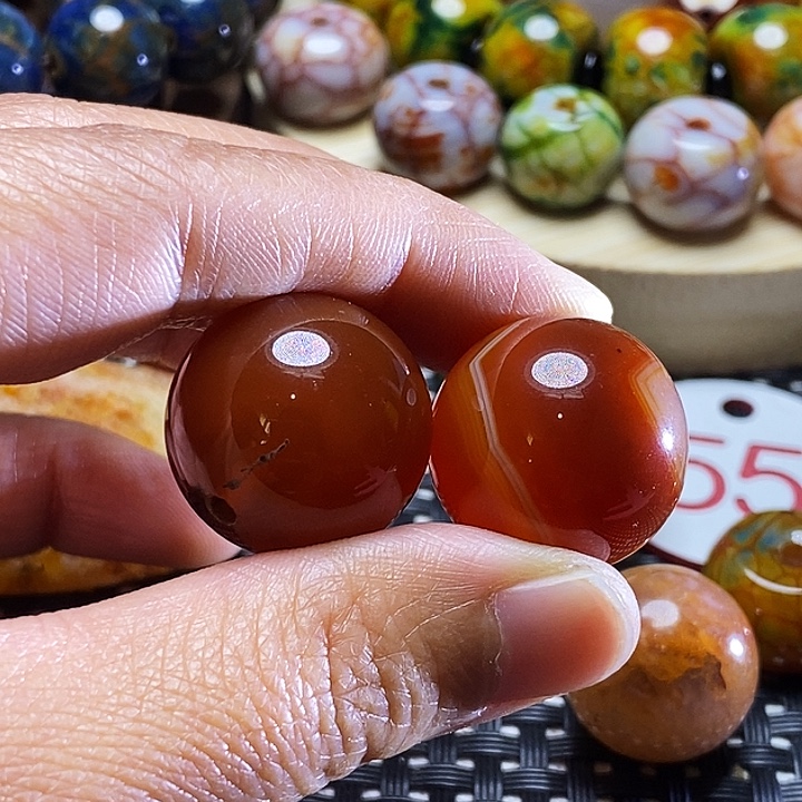 浩***调玛瑙/玉髓未镶嵌颈饰