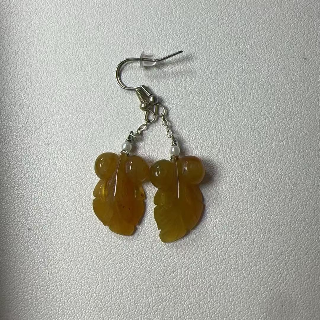 天然岫玉花玉金鱼耳饰